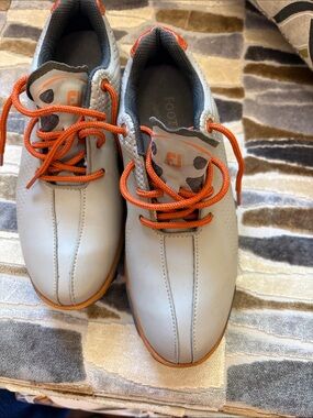 FootJoy soft gray Leather Golf Shoes with Orange Accents boys